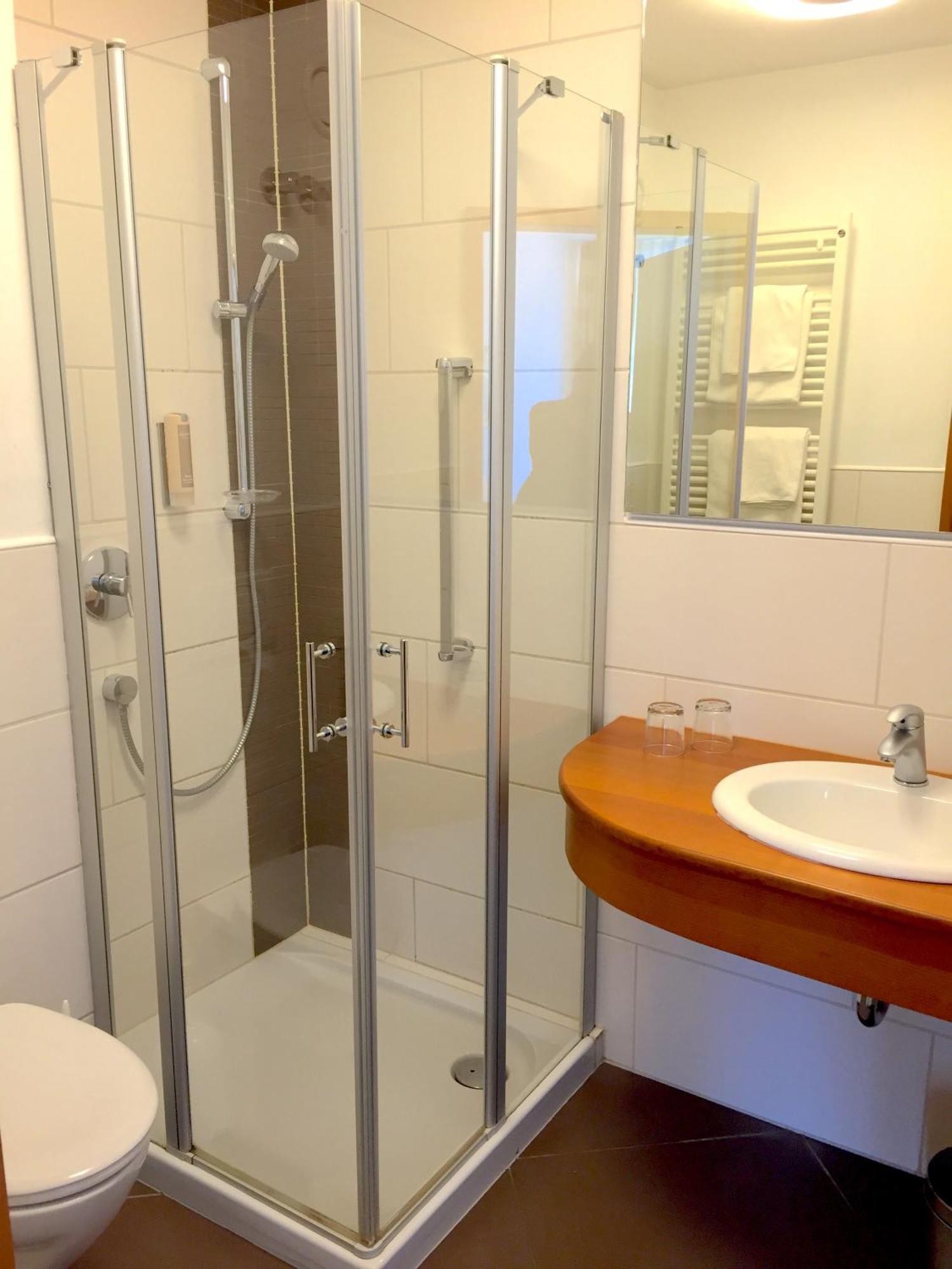 Hotel Zur Schoenen Aussicht Marktheidenfeld Ngoại thất bức ảnh